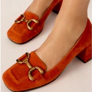 Orange suede Bibi Lou Valencia pumps